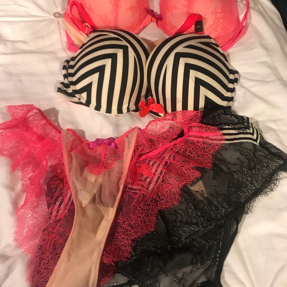 Victoria’s secret bra and panty set 36c